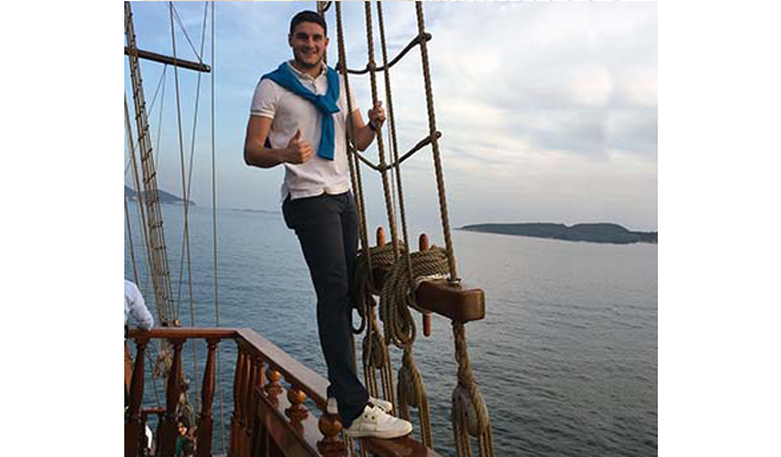 Alfonso Palma Pérez en un barco.